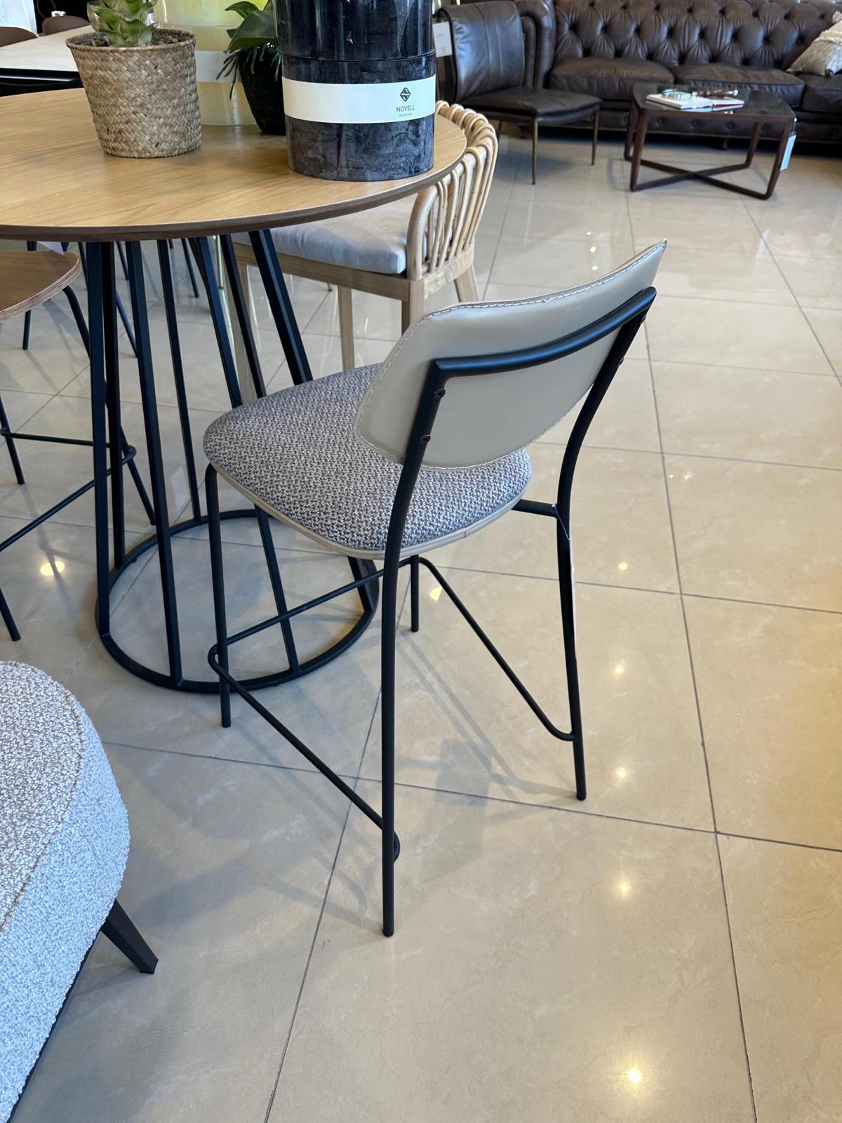 9edbfb35-c61b-4424-b72e-dc449bc96099