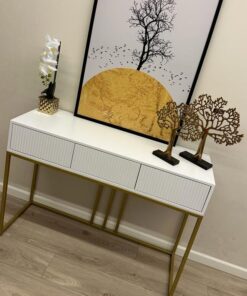 קונסולה דגם - "POLAND" - לבן