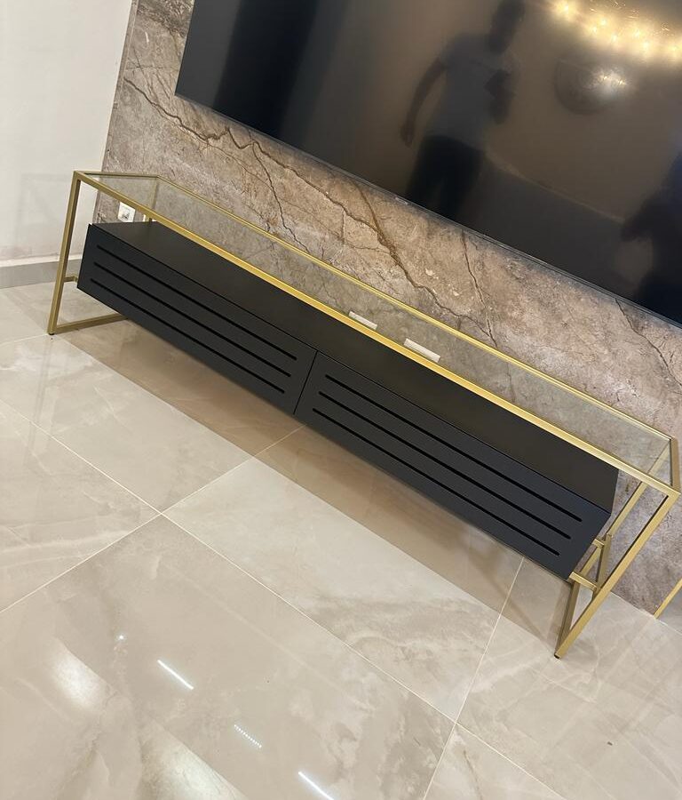 מזנון דגם - "ליאם" - שחור/זהב