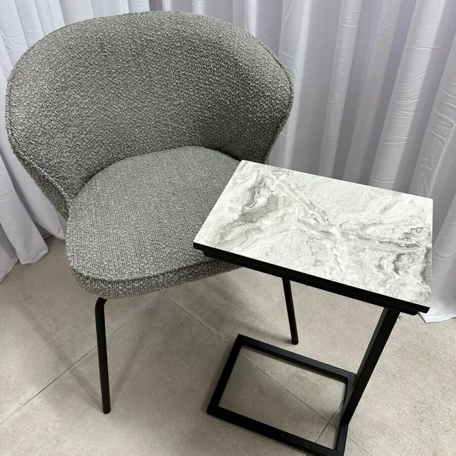 שולחן צד/נשכן - שיש אפור רגל שחורה