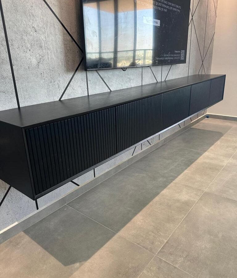 מזנון דגם - "איימי" צף שחור