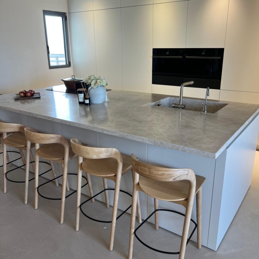 כסא בר ג'ורדן - טבעי