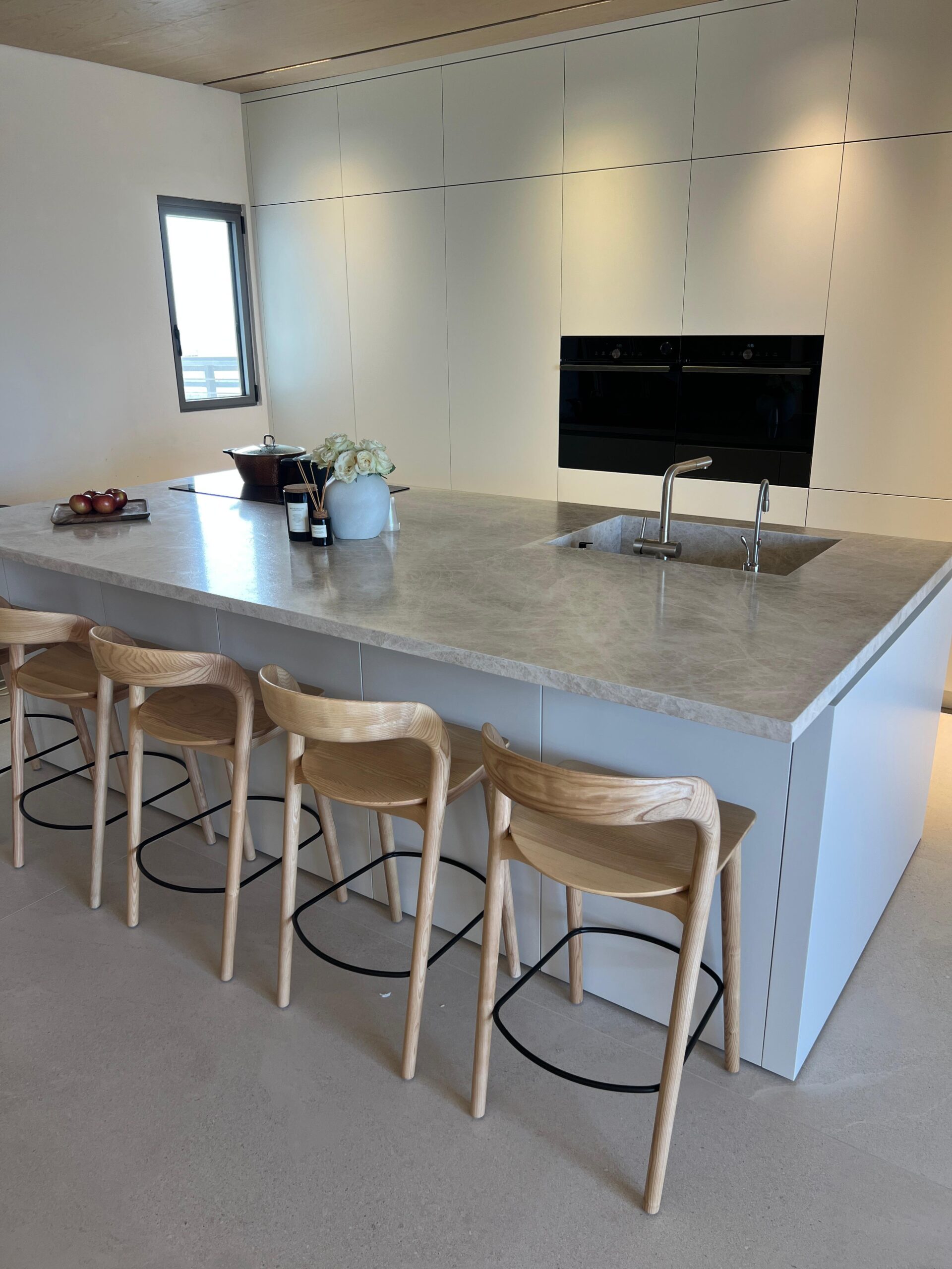 9368214f-68a5-43b5-8580-010f82b18373 (2)