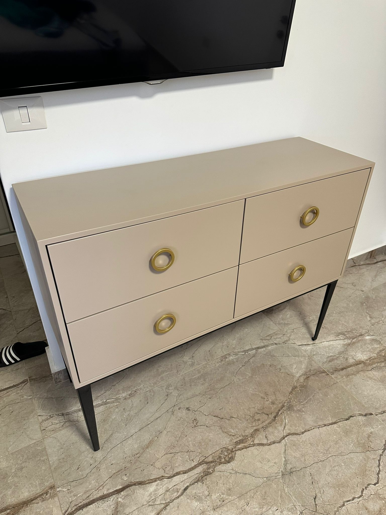 21226b60-2013-424c-911d-2b2b7c657619