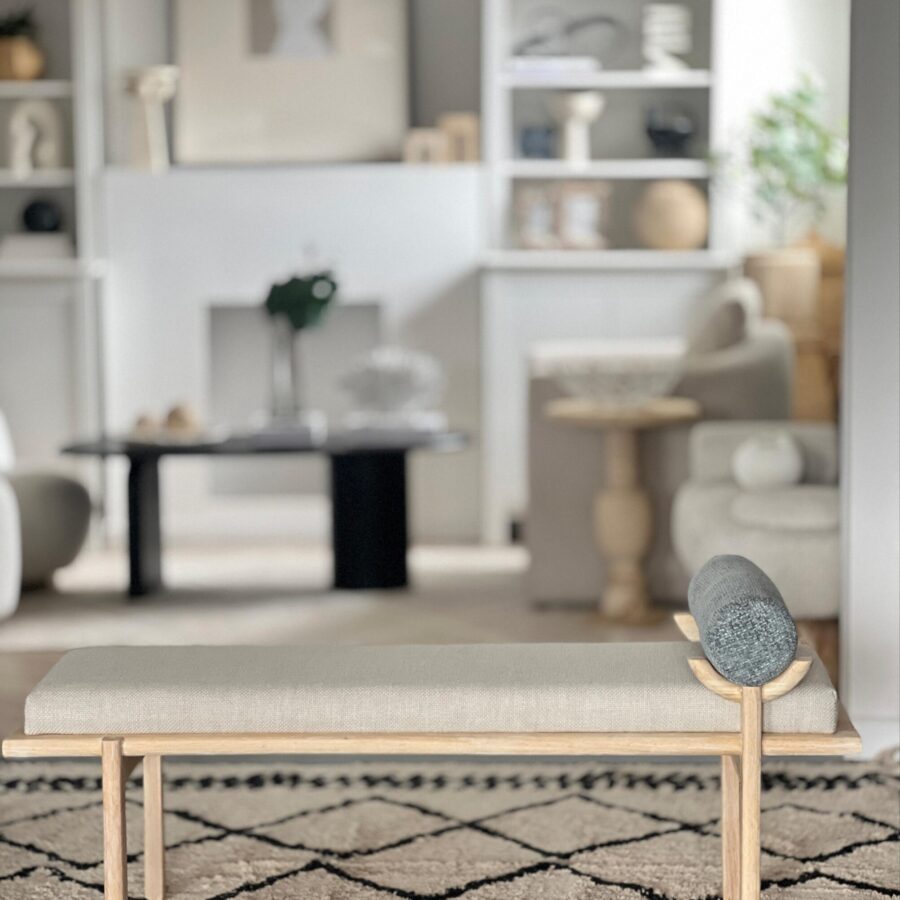 הדום יפני עם כרית טורקיז