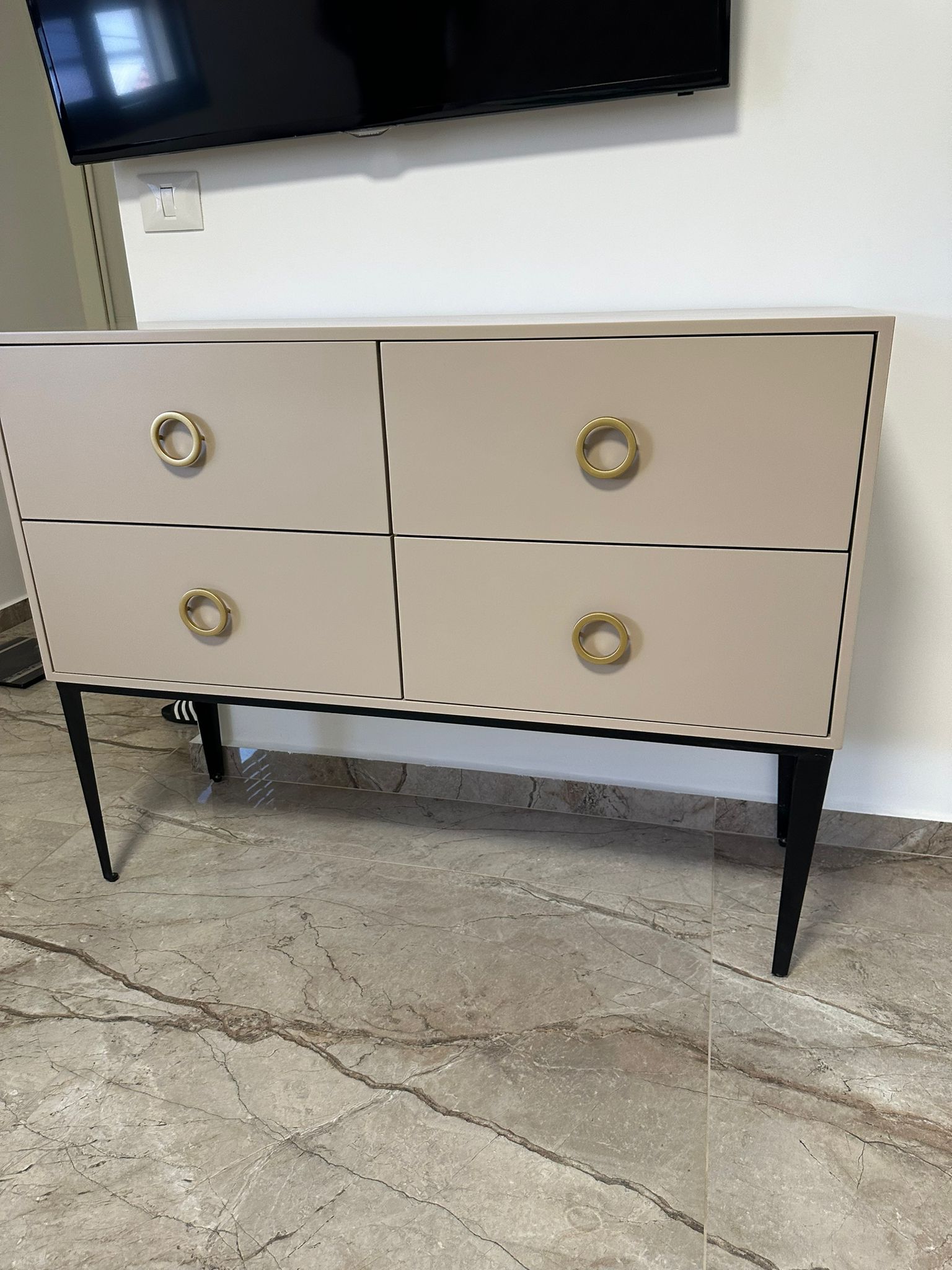 96a2c055-917c-487e-98aa-910440e5a2ca