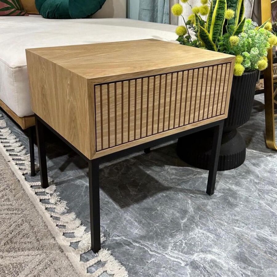 שידת צד דגם "TLV" - אלון טבעי