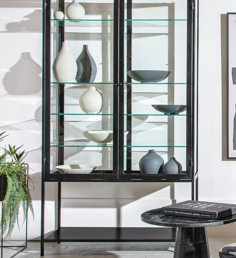 גלאס מטאל קאבינט קלי גבוה