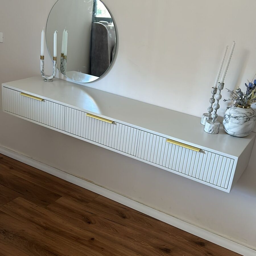 קונסולה מרחפת דגם "LIV" - לבן