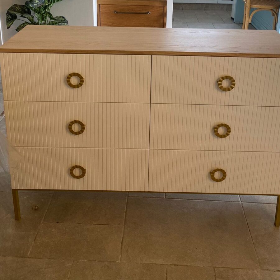 קומודה דגם - "NIL" - לבן/אלון טבעי