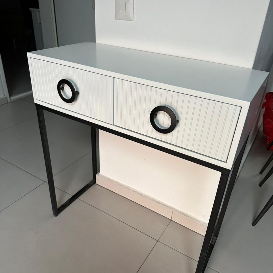 קונסולה דגם - "ITALY" - לבן/שחור