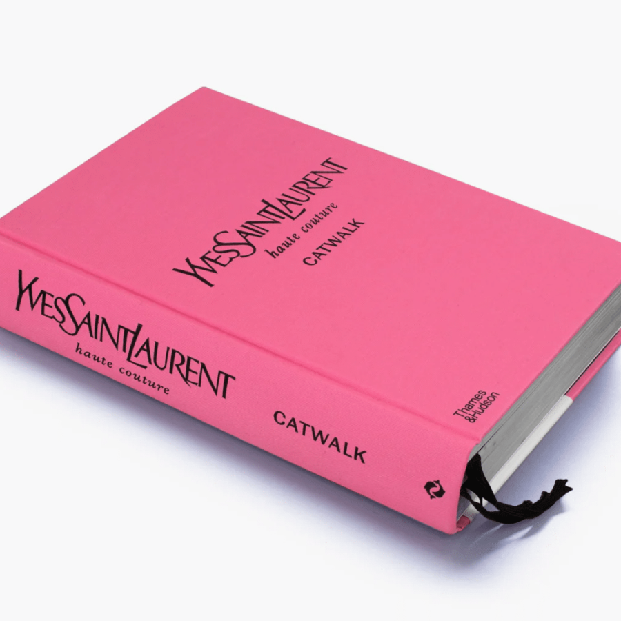 ספר YVESSAINTLAURENT