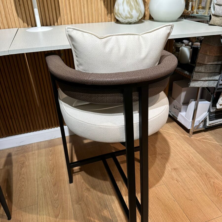 כסא בר "לוקה" - רגל שחורה