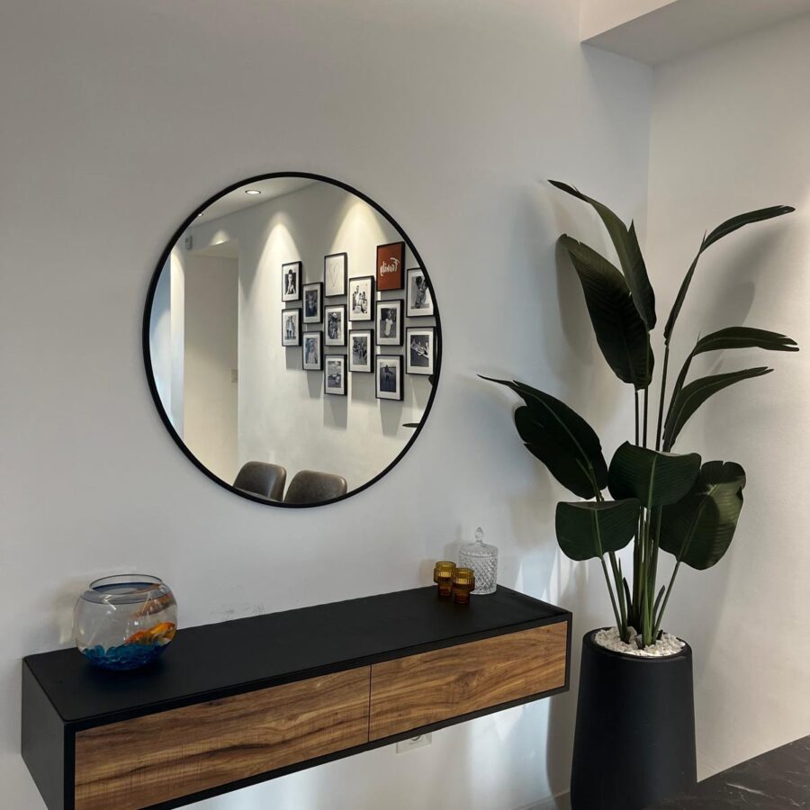 קונסולה מרחפת  דגם "BONY" - אגוז אמריקאי