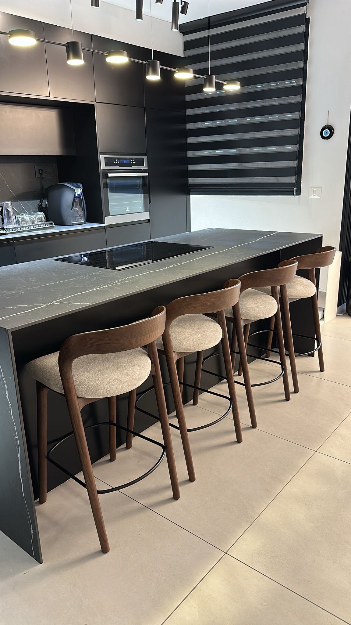 89ee4377-e611-4c9f-9d4b-a628e1556edd