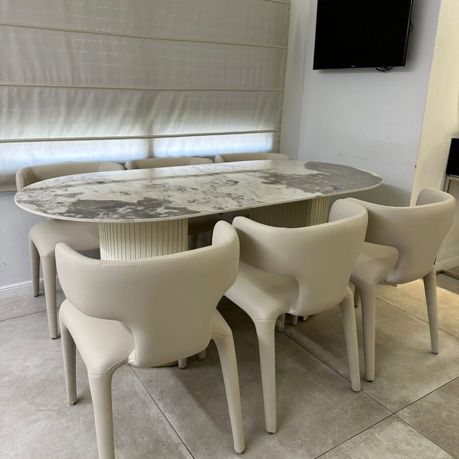 כיסא אוכל האג - דמוי עור אבן