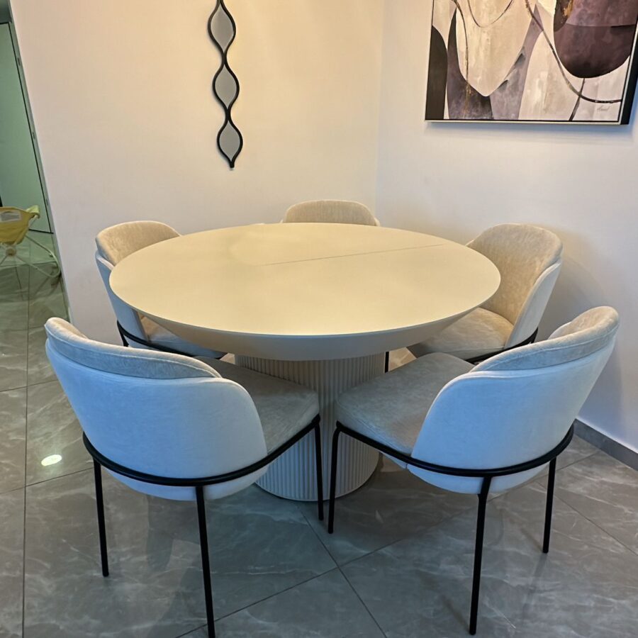 פינת אוכל דגם ״NANA״