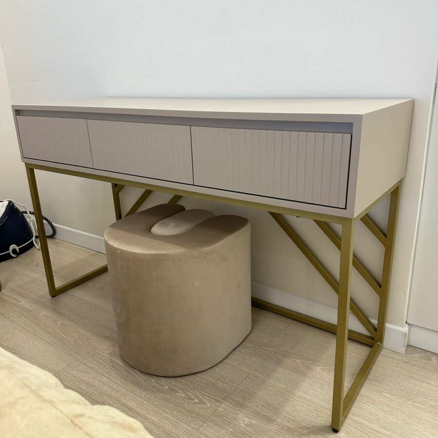 קונסולה דגם - "VINA" - סהרה