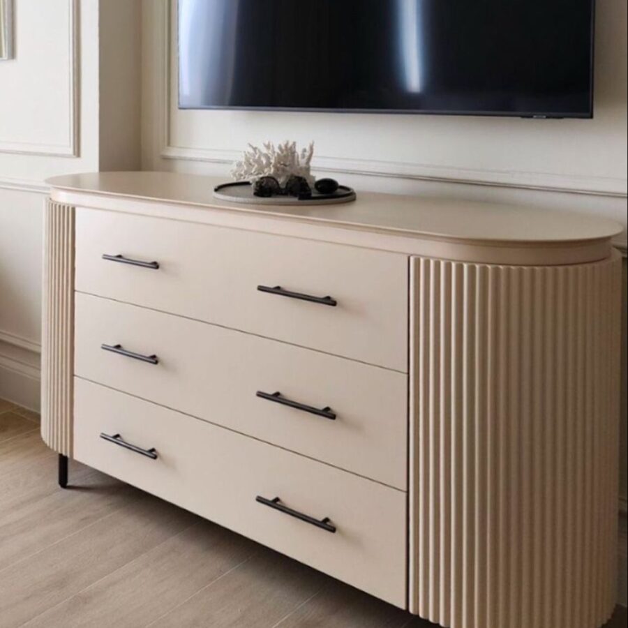 קומודה דגם - "BUDAPEST" - סהרה