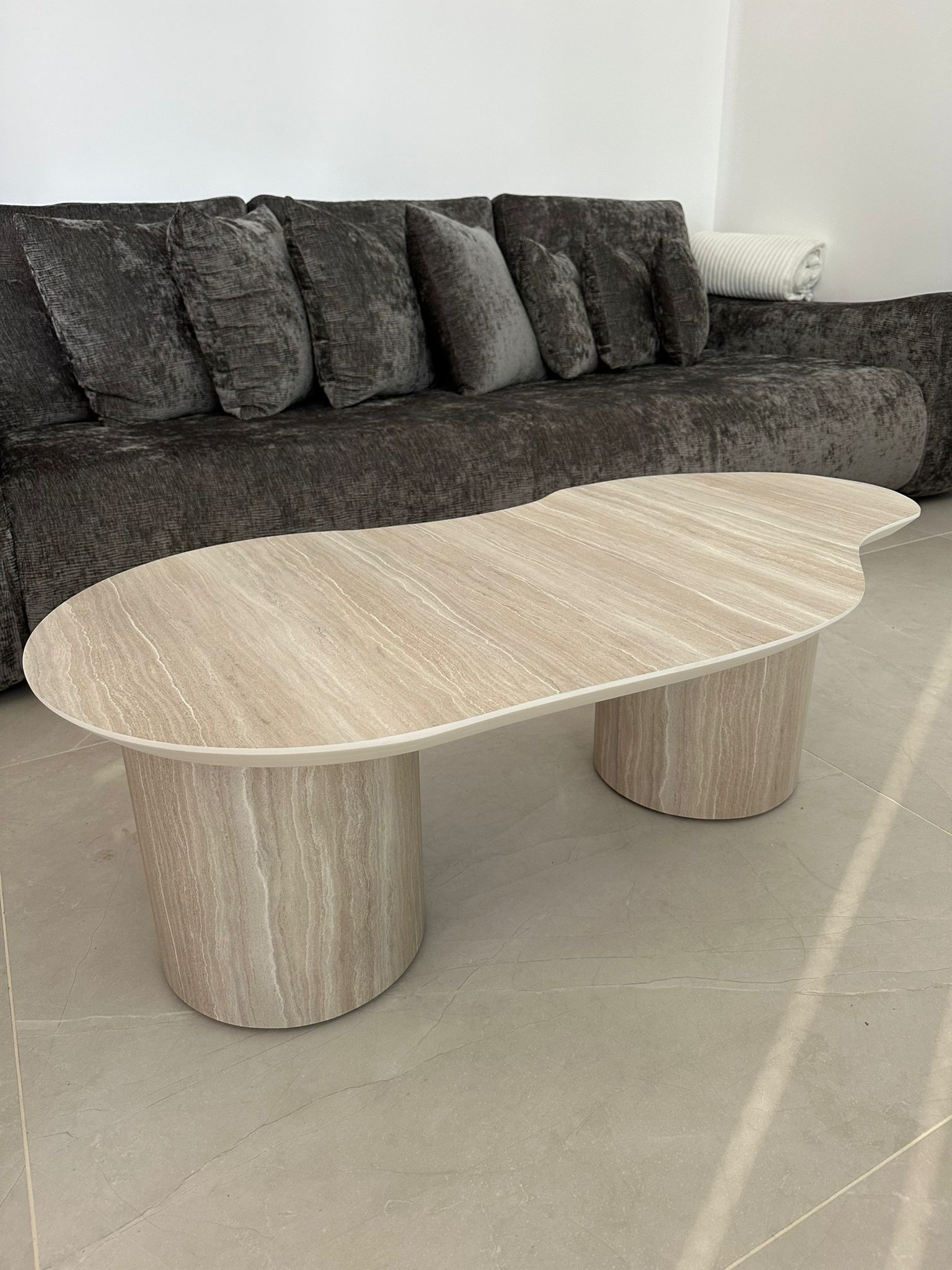 54eb8ca1-5b8b-4cbb-aaa4-4268fb1dd28c