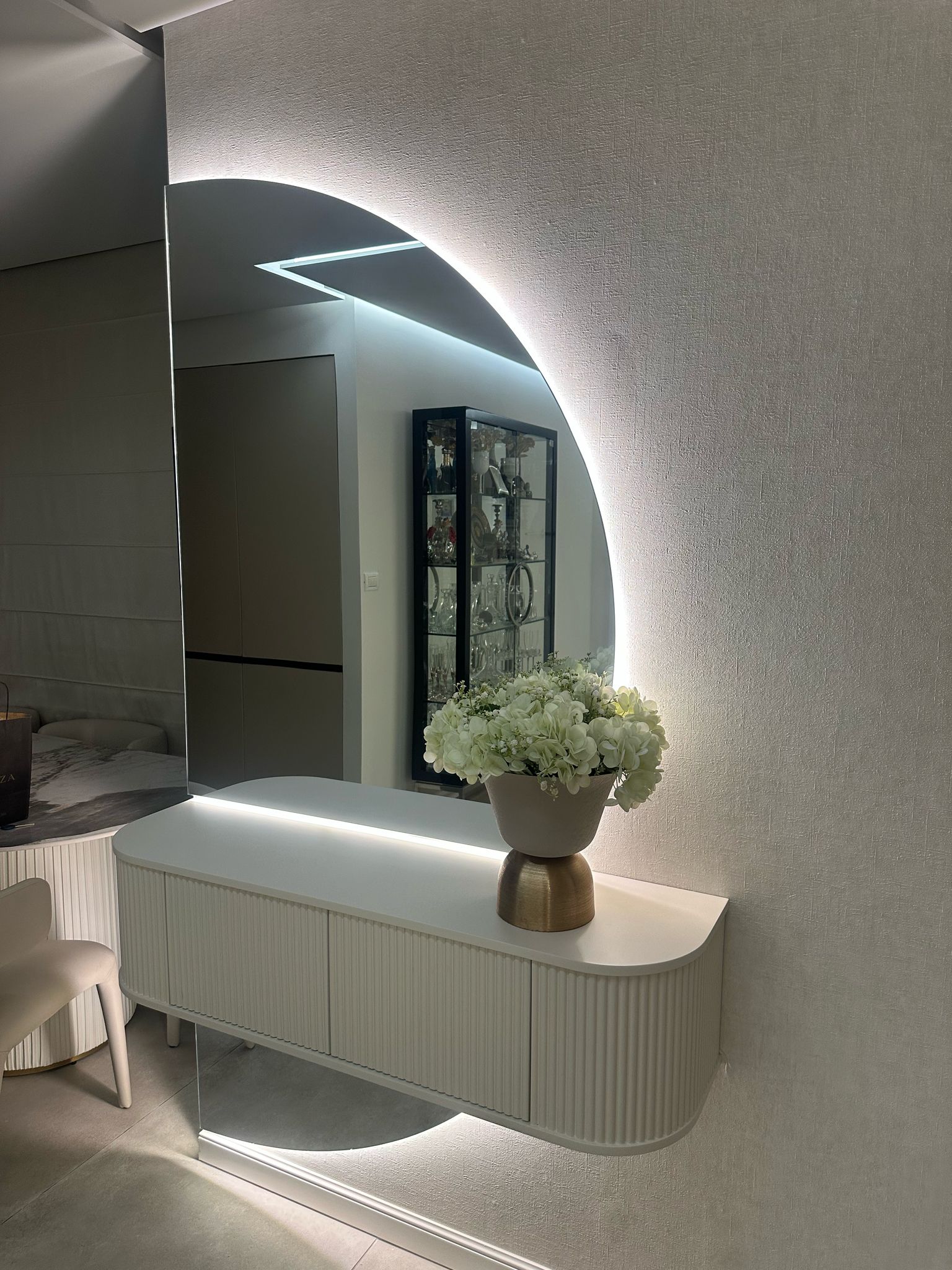 26eaa399-d4d8-49fc-a4c0-d185dfb2376c