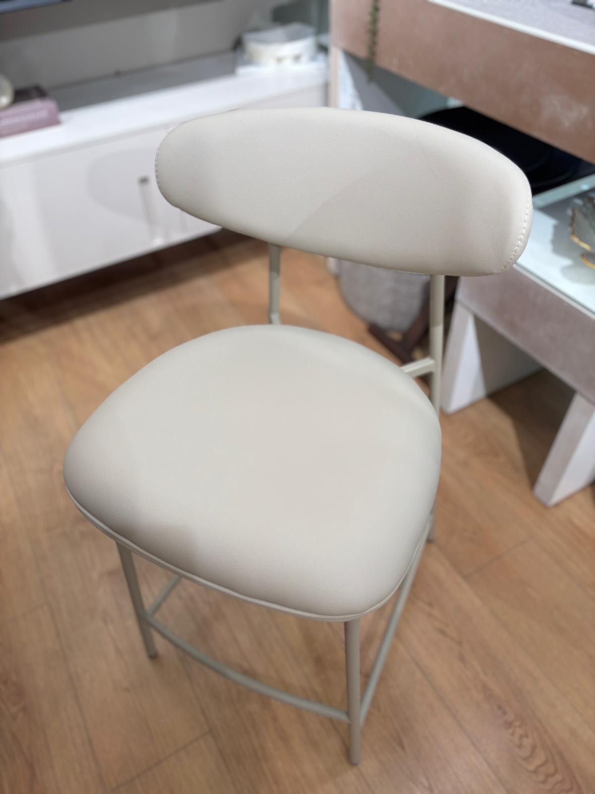 2542749a-73b3-4a1e-b437-f41750dd5eb5