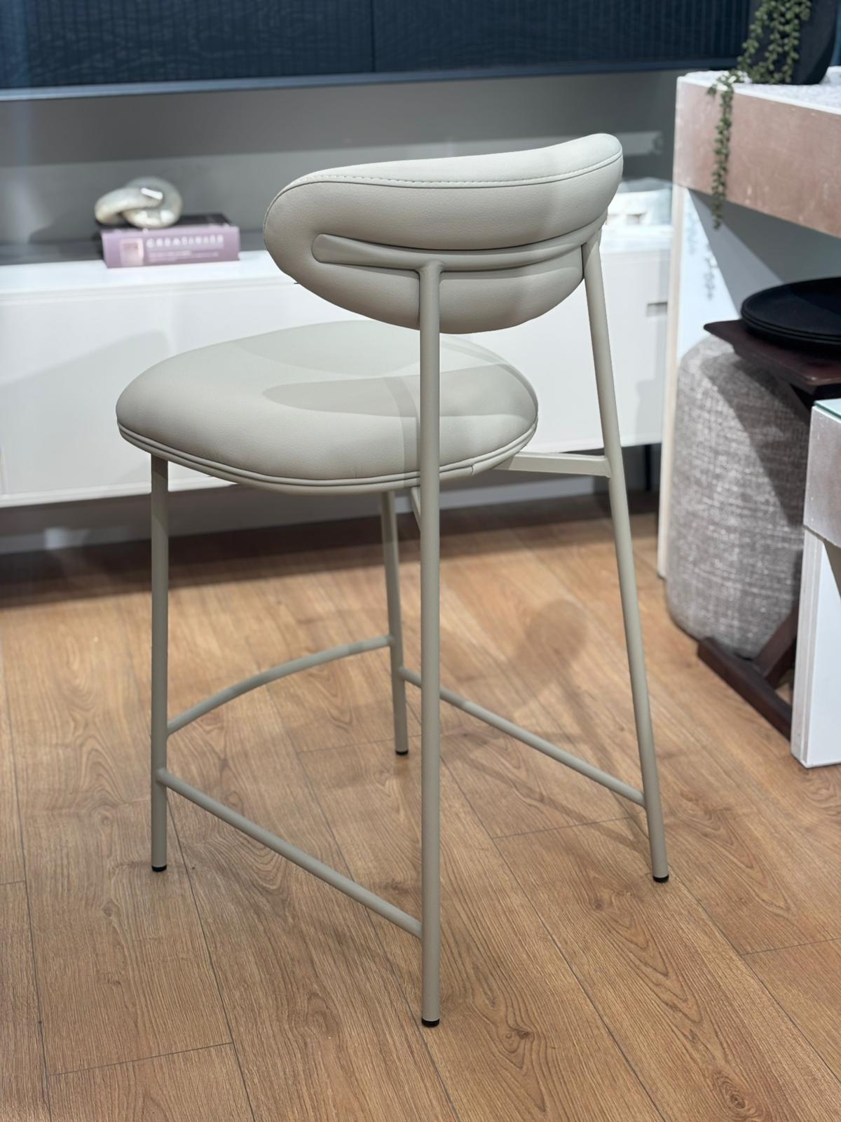 8b89c85a-3909-4e29-8eba-430a541eb25c