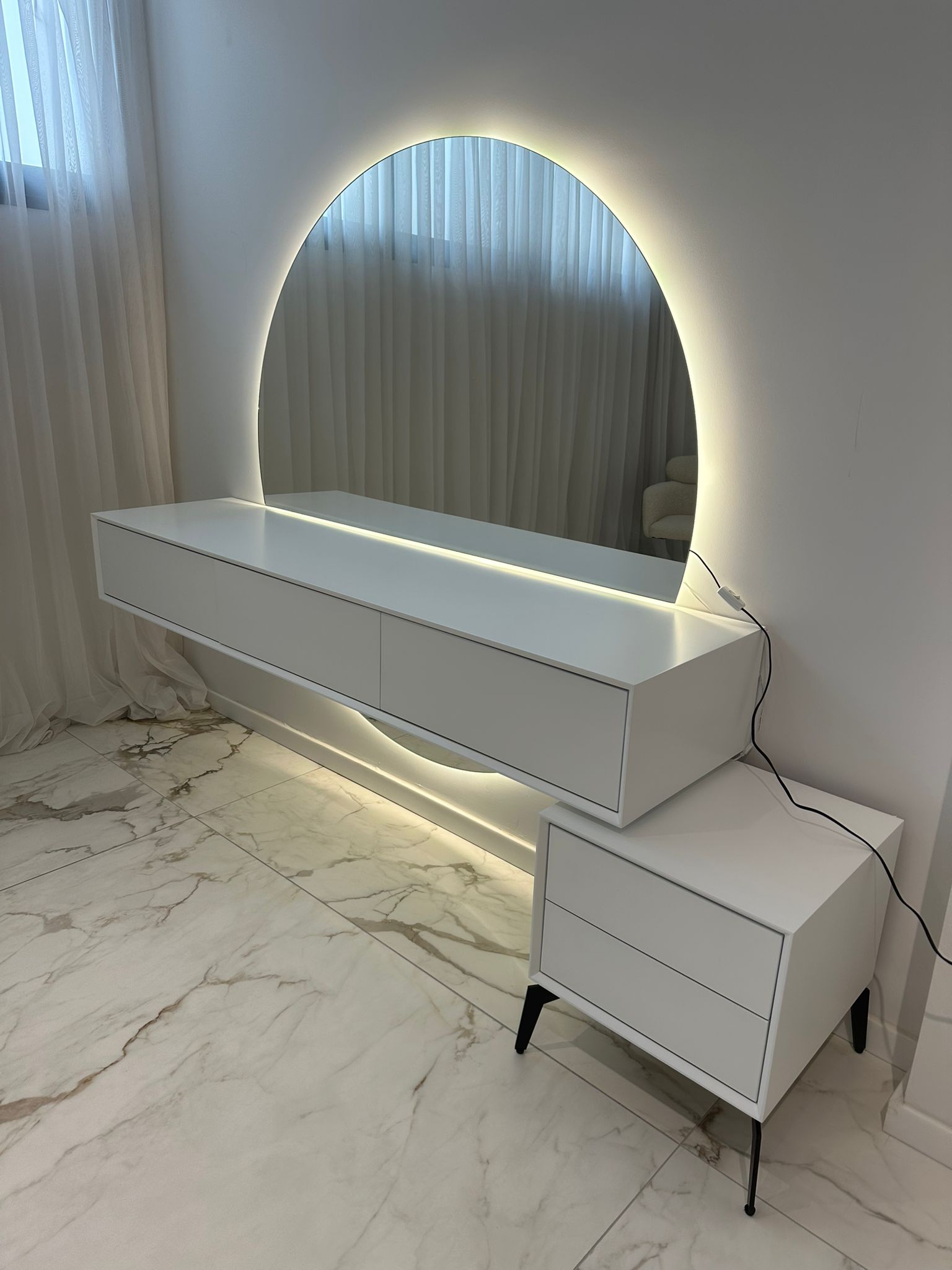 363c7506-8bb7-473d-b9b7-7a08d06f9272