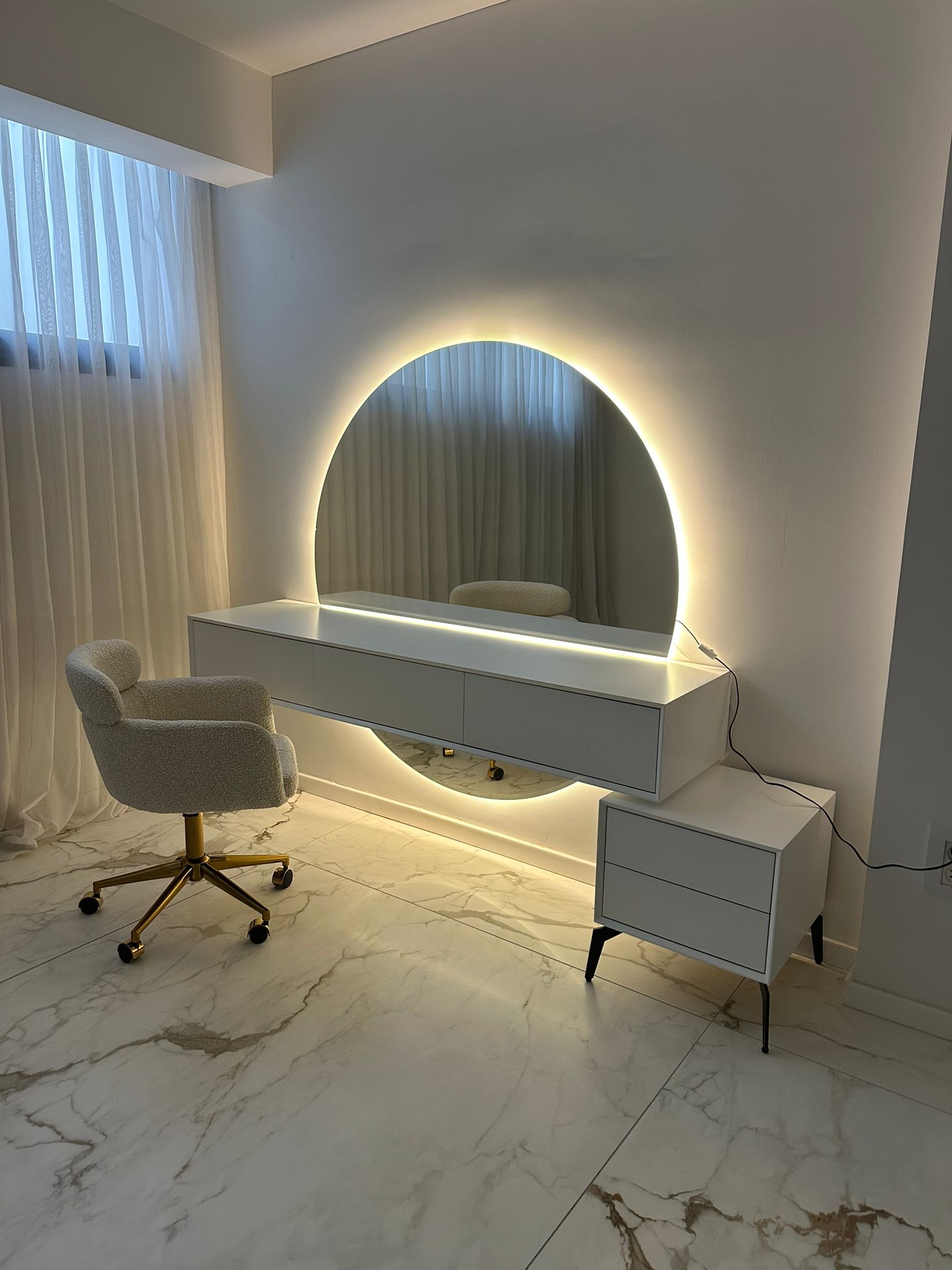 ff004a83-e747-4dea-874b-4a7210afac7b