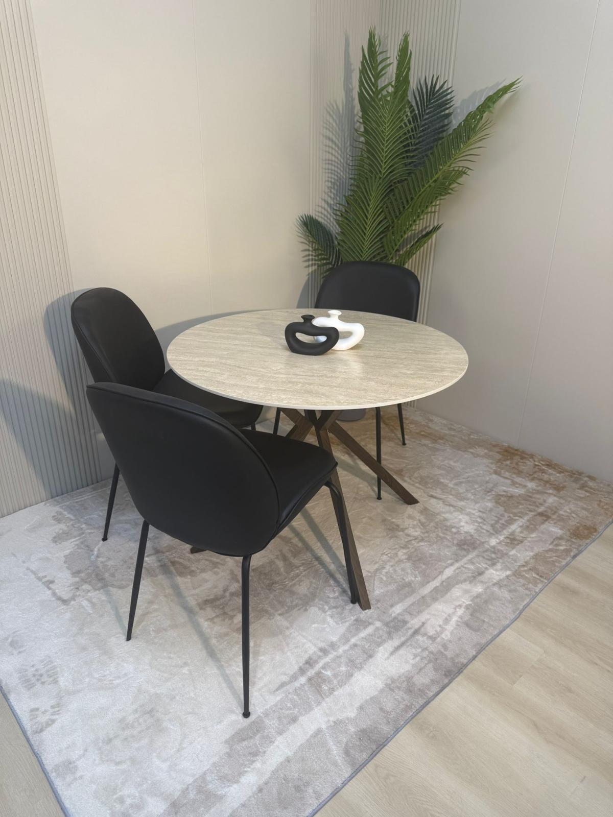 c9d7b867-621c-4685-a2b1-563ed4acaf3c