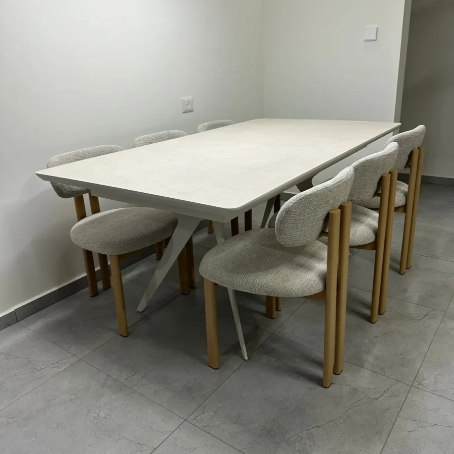 פינת אוכל "אוריאן" - אבן